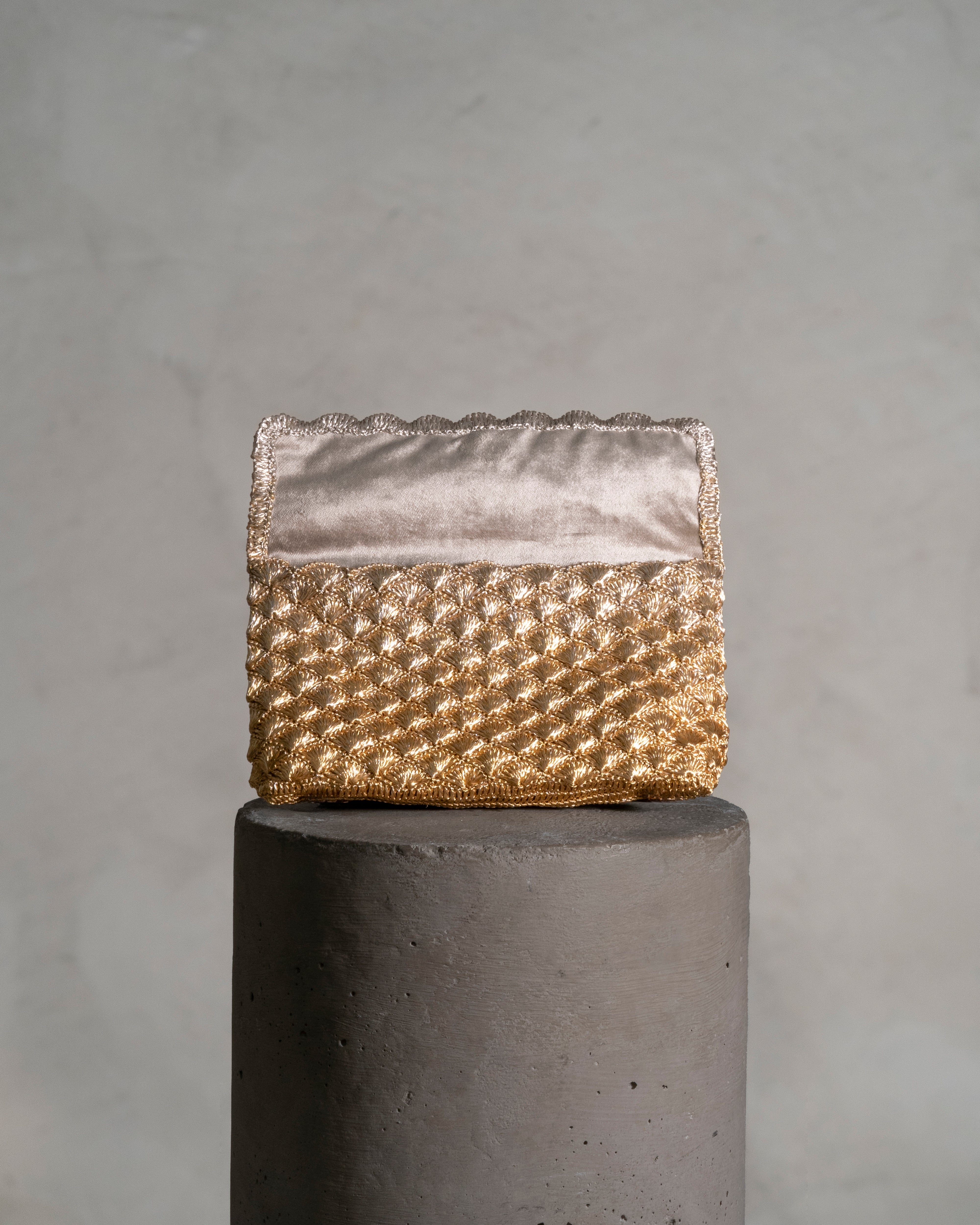 KAIA CLUTCH - GOLD & SILVER