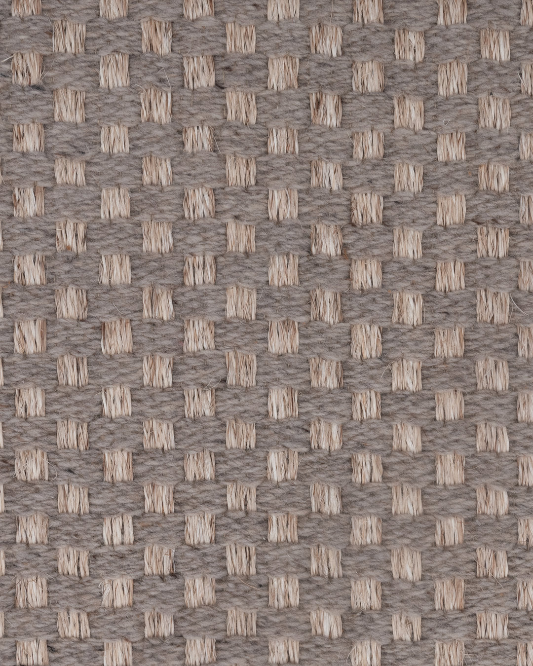 KANASPI WEAVE RUG IN FIQUE FIBER AND API ALPACA
